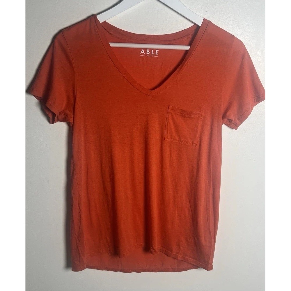 Able Womens Small 100% Pima Cotton Red V-Neck Orange Red Short Sleeve Tee Shirt